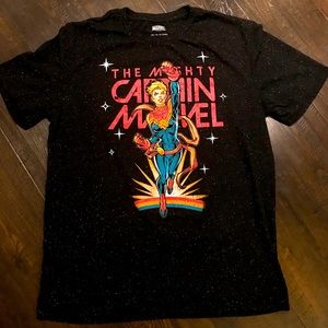 Disney The Mighty Captain Marvel Black T-Shirt (M)